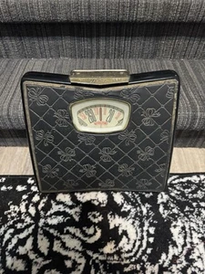 Vintage Mid-Century Detecto Auto Zero Black Bow Print Bathroom Scale W/Handle  - Picture 1 of 2