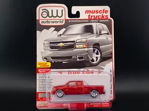 Auto World 2006 Chevy Silverado Ss Esteso Cabina Fleetside AWSP163 A 1/64 Chase - Foto 1 di 1
