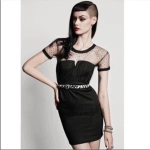Edgy-Chic schwarz Passe Spitze Bustier/Korsett-Stil Illusion Kooples Kleid - Bild 1 von 10