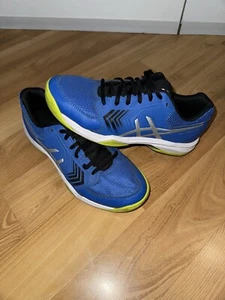 Size 7 - ASICS Attack Dominate FF 2 Black - Picture 1 of 5