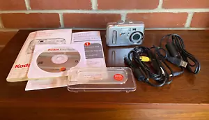 Kodak EasyShare CX7430 Digital Camera 4 mp, optical/digital zoom, WORKS, + acc. - Picture 1 of 15