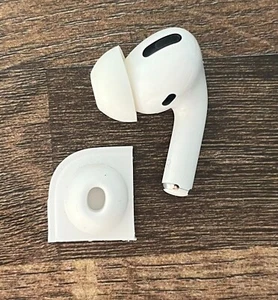Apple AirPods Pro First Generation Right AirPod Only (1st Gen) A2083 - Picture 1 of 1