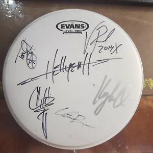 VINNIE PAUL ~ VP LIVING LEGEND ~ AUTOGRAPHED ~ HELLYEAH 2014 10”EVANS DRUMHEAD - Picture 1 of 1