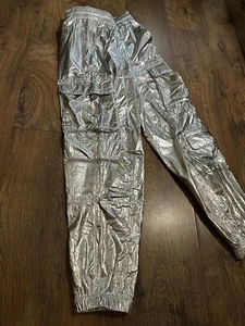 adidas x Ivy Park Ivytopia Silver Cargo Track Pants Joggers Beyonce unisex New M - Picture 1 of 22