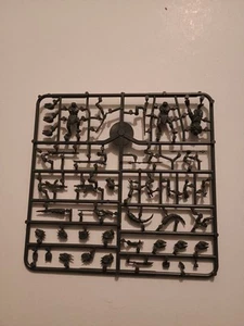 Frostgrave / Wargames Atlantic Lizardmen Minitures Sprue - Bild 1 von 2