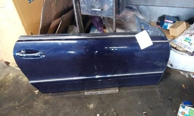 03-09 Mercedes Serie CLK CLK63 Pasajero Derecho Puerta Delantera 209 Tipo Potencia Foto 1 de 4