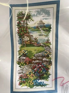 Cross Stitch Garden Path Kit 17 x 34 cm 14ct New FA247 - Picture 1 of 6