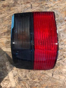 Original Hella VW Vento CL GL Gehäuse Heckleuchte links Neu - Bild 1 von 3