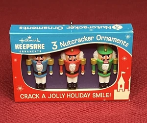 Hallmark Nifty Fifties 3 Nutcracker Trio Keepsake Christmas Ornament 2017 No Box - Imagen 1 de 4