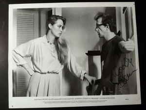 WOODY ALLEN SIGNIERTE AUTOGRAMM LOBBYKARTE AUS MANHATTAN, MIT MERYL STREEP. COA. - Bild 1 von 3