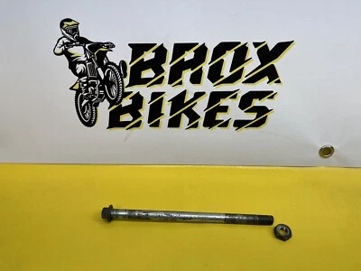 Suzuki RM60 RM 60 2003 Kawasaki KX60 KX eje de rueda trasera y tuerca Foto 1 de 4