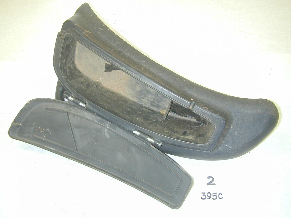 Cortacésped Husqvarna GTH27V52LS OEM - Panel guardabarros derecho Foto 1 de 1