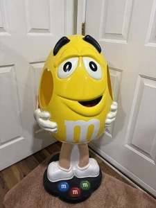 Yellow M&M Candy Store Display - Picture 1 of 14