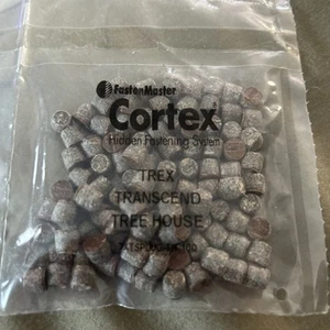 Sistema de fijación oculto Fastenmaster Cortex Trex Tree House 100, solo enchufes - Imagen 1 de 2