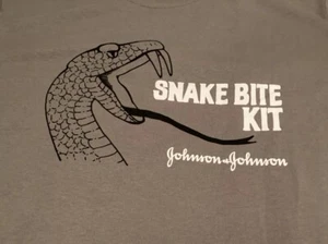 Johnson & Johnson Snake Bite Kit grau T-Shirt Small - Bild 1 von 3