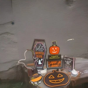 Lot Of 10 Items .Started Halloween Kit See Pictures H103 Uhl - Picture 1 of 24