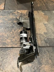 OEM Dodge Caravan 2014 Rear Liftgate Motor 68195936AA - Picture 1 of 7