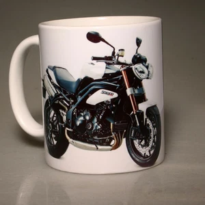 Triumph Speed Triple 1050 (2014 weiß) (#95) - Bild 1 von 1