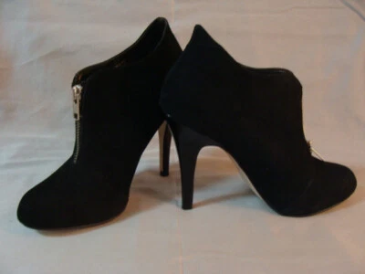 Women's Black Suede Ankle High Heels Boots Booties Bakers Tegan Zip Up 6B - Image 1 of 4