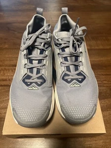 Nike Pegasus Trail 5 GTX Cemento/Marino Gore-Tex Hombres 9 Usado Una Vez - Imagen 1 de 5