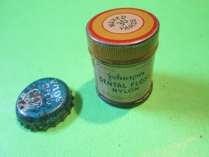 VINTAGE JOHNSON & JOHNSON NYLON DENTAL FLOSS CONTAINER 1930-40s nothing INSIDE - Picture 1 of 3
