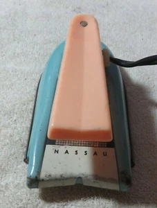 Vintage Nassau Toy Iron 1950s Blue/pink Electric Blue Electric parts or repair - Picture 1 of 6
