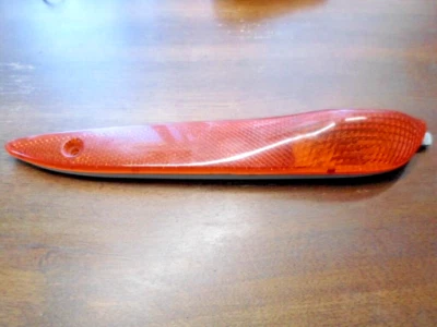 Saturn SC2 2001 - Parachoques delantero lámpara de señalización lateral izquierda sin enchufe/bombilla Foto 1 de 4