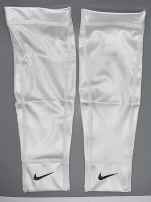 Nike Oregon Ducks Track PE Women’s Medium White Calf Leg Sleeves X’s 2 BRAND NEW - Image 1 of 4