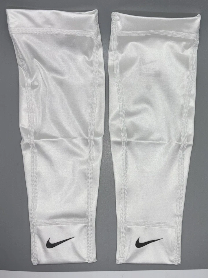 Nike Oregon Ducks Track PE Women’s Medium White Calf Leg Sleeves X’s 2 BRAND NEW - Image 1 of 4