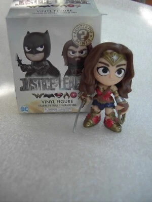 FUNKO MYSTERY MINIS JUSTICE LEAGUE WONDER WOMAN - Immagine 1 di 4