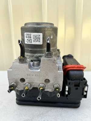 HONDA ACCORD ABS PUMP/MODULATOR 7TH GEN, CL/EURO (VIN JHMCL), P/N SEAQ1, 06/03-0 - image 1 of 4