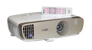 BenQ W2000 projector 2000 lumens Full HD Home Cinema gaming - Picture 1 of 2