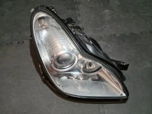 2006-2011 Mercedes-Benz CLS500 CLS550 Right Passenger Side Xenon HID Headlight - Picture 1 of 13