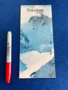 PAKISTAN SKARDU REGION SMALL BROCHURE 1975 9/21cm unfolds CLIMBING MOUNTAINEER - Picture 1 of 17