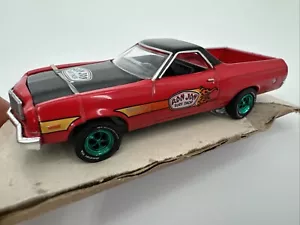 Greenlight Ron Jon Surf Shop 1972 Ford Ranchero Chase macchina verde rara - Foto 1 di 8