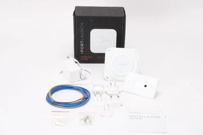 iPort LaunchPort WallStation Wall Mount and Charger for iPad (White) 70142 - Image 1 of 4