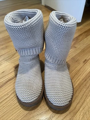 UGG Purl Cardy 针织靴 8 码 米色 — 第 1/4 张图片