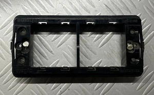 BTICINO MAGIC HALTERUNG 2 X 2 MODULE BTI532RN - Bild 1 von 2