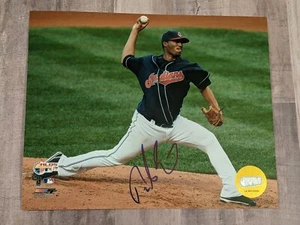Fausto Carmona Roberto Hernandez Signed 8x10 Photo File COA Cleveland Indians B - Picture 1 of 1