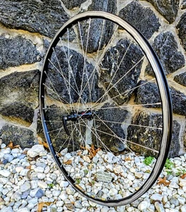 32H VINTAGE ROAD BIKE FRONT BICYCLE WHEEL - ALEX RIM SUNRACE QUICK RELEASE HUB - Picture 1 of 3