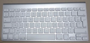 Apple Magic Keyboard A1314 clavier bluetooth argenté - Photo 1/5