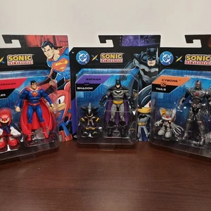Figuras cyborg DC X SONIC THE HEDGEHOG Shadow Batman Knuckles Superman Tails - Imagen 1 de 13