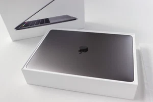 MacBook Pro 256gb SSD with 8GB Ram 2.9 GHz Dual-Core (13-inch, 2016) - Picture 1 of 24
