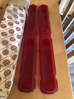 Pontiac Catalina 1966 2+2 lentes de luz trasera en caja par  Foto 1 de 4