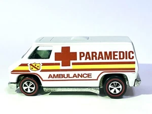Hot Wheels REDLINE  🚨CUSTOM MADE 🚨Super Van Paramedic Only 1 On eBay Like It - Picture 1 of 8