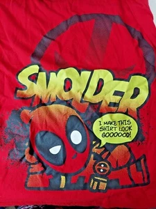 Camiseta Deadpool Smolder Look Good 2XL Uni Roja/Negra Mangas Largas Marvel - Imagen 1 de 3
