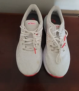 Asics Gel-Excite 8 Running Shoe Sneaker 1012B085 White Women's US 9 - Picture 1 of 14