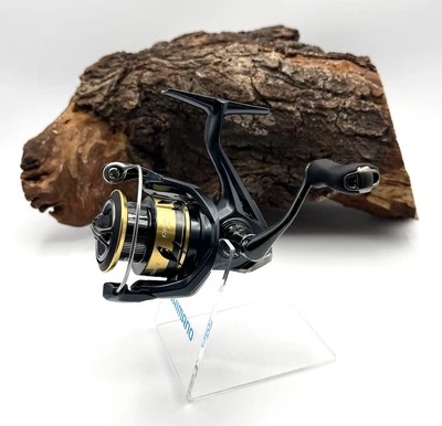 Shimano Ultegra FD C2000 HG Stationärrolle Spinnrolle Frontbremse Angelrolle DA - Bild 1 von 3