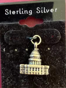 Charm - UNITED STATES 3D WASHINGTON D.C. CAPITAL BUILDING MARKED 925 SILVER - Picture 1 of 2