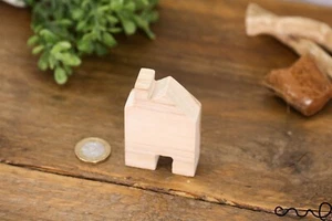 Hecho a mano corte a mano madera maciza pequeña casa de madera adorno en T decoración del hogar regalo - Imagen 1 de 7